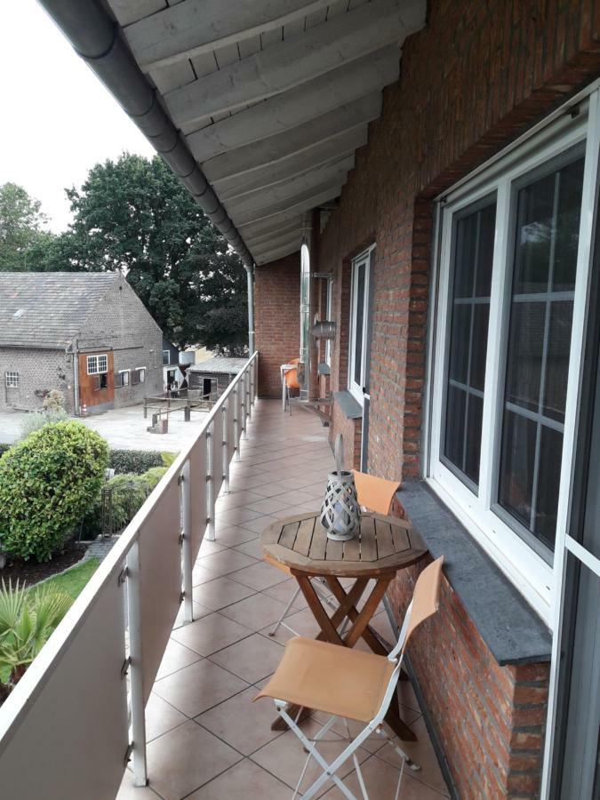 Casa Mediterrana Erkrath Exteriör bild